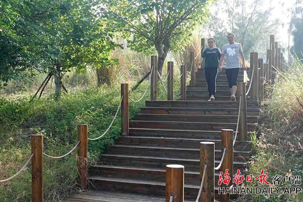 组图｜昌江棋子湾怪石嶙峋风景如画