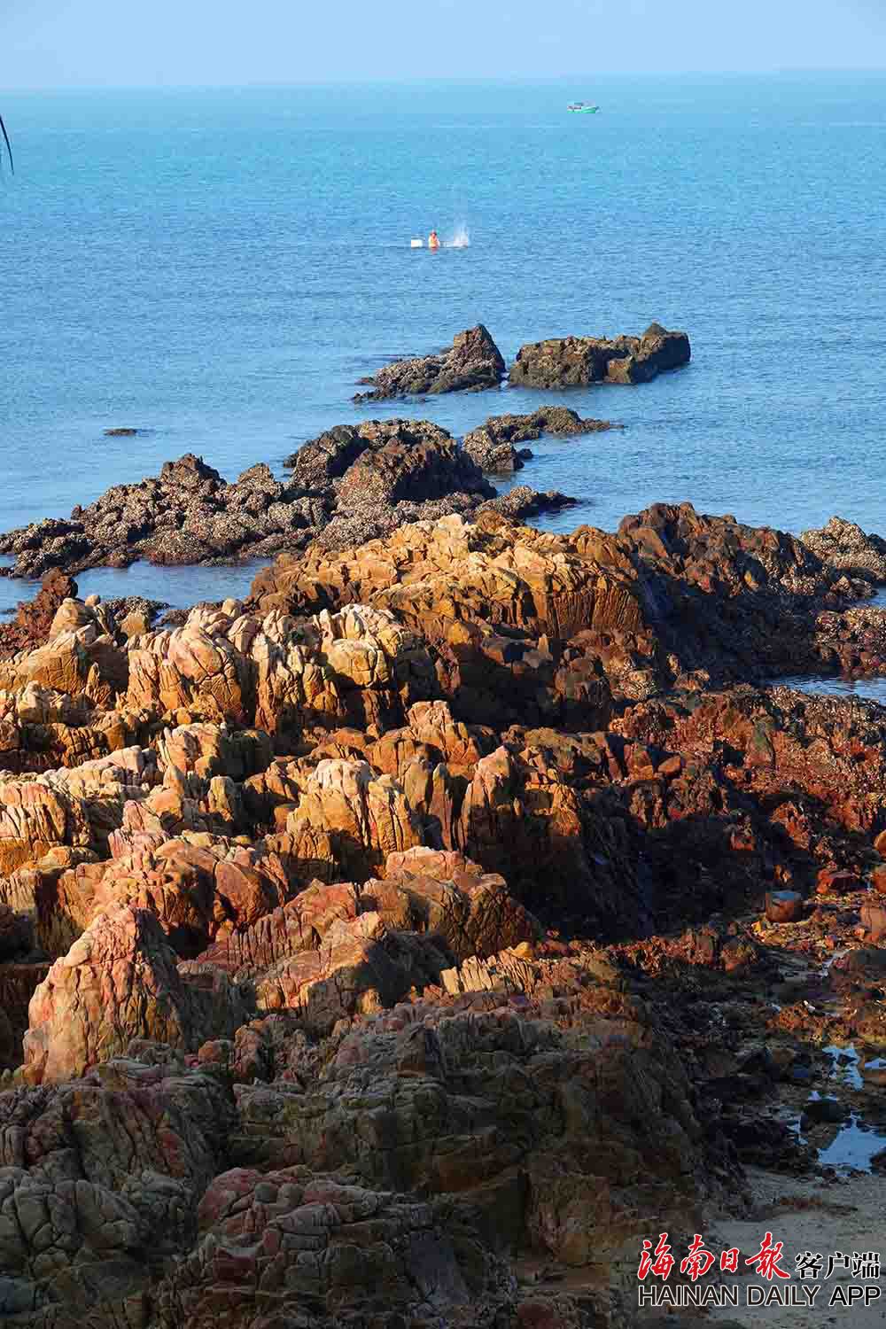 组图｜昌江棋子湾怪石嶙峋风景如画