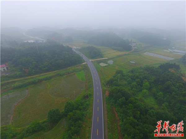 [乡村振兴在“路”上]公路修到风景里 慧润国际露营基地引游客纷至沓来