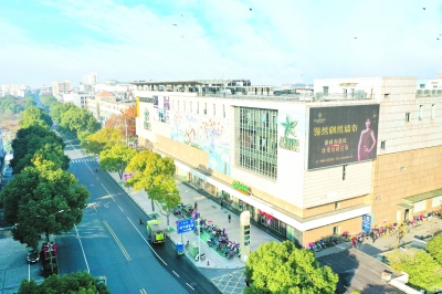 南京淳溪街道：千年老街风景美，品蟹休闲正当