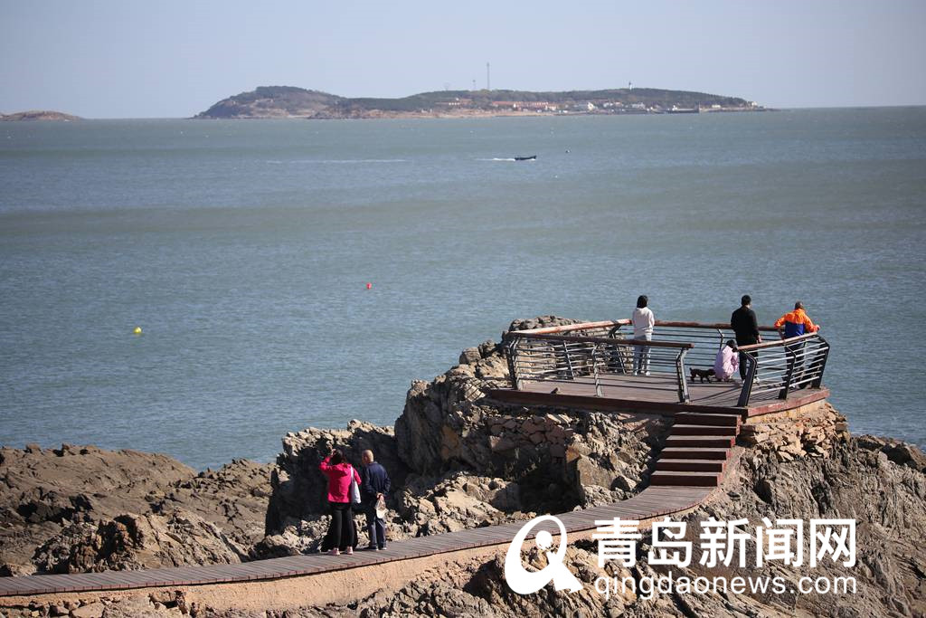 青岛最美海岸线山海天风景醉人！钓鱼赶海，适