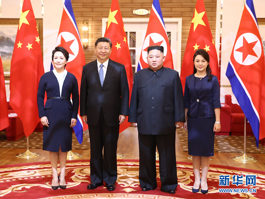 习近平同朝鲜劳动党委员长、国务委员会委员长