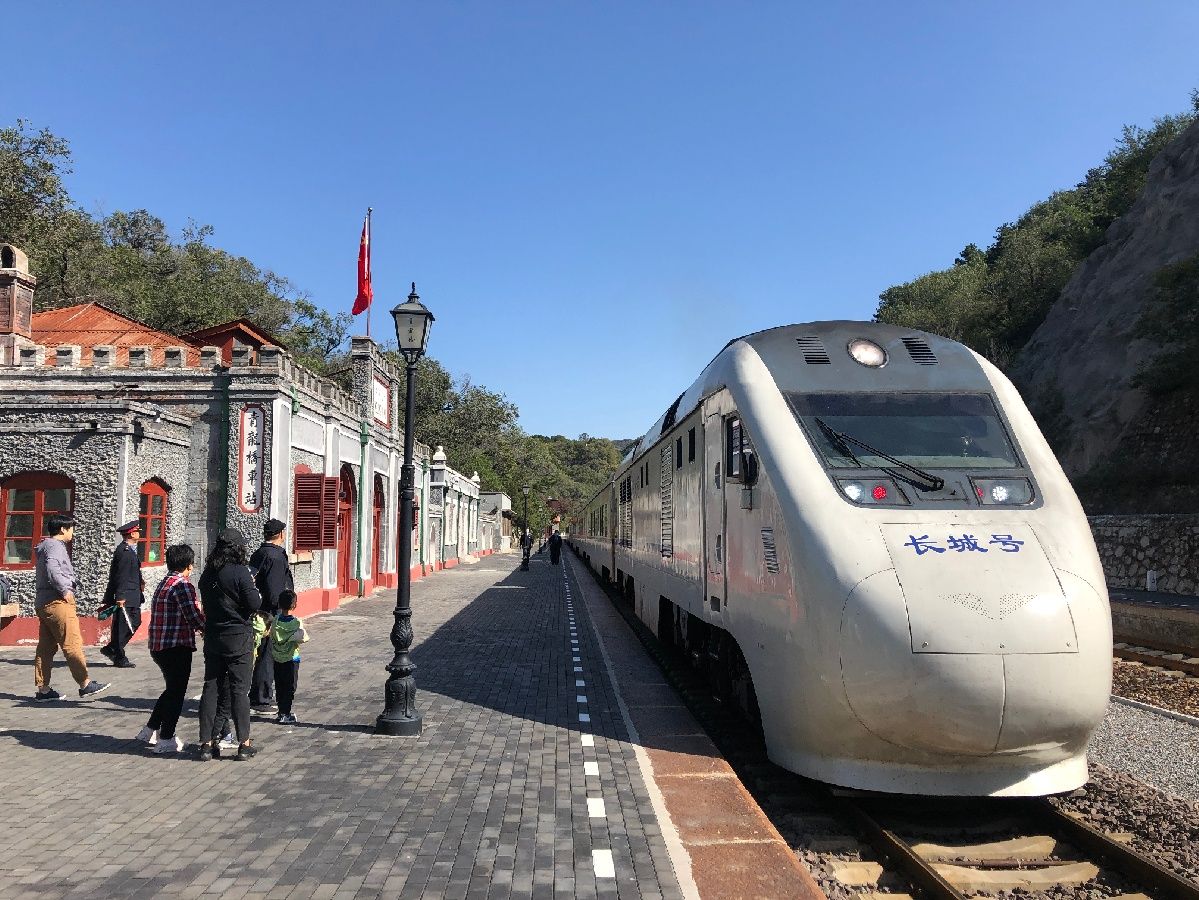 111年浓缩进1天 坐上京张高铁穿越百年时光！