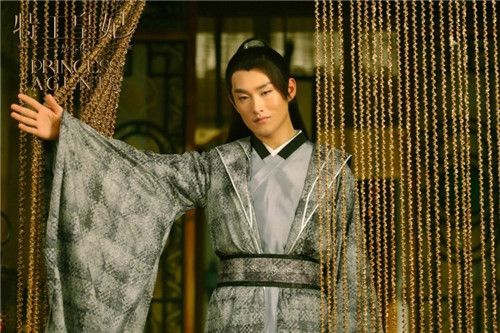 《楚乔传》左满仓实际身份是什么？左满仓和宇文�h什么关系？