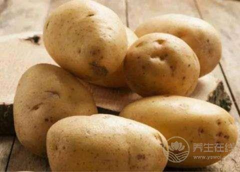 变绿发芽的土豆有毒，这几种也不能吃