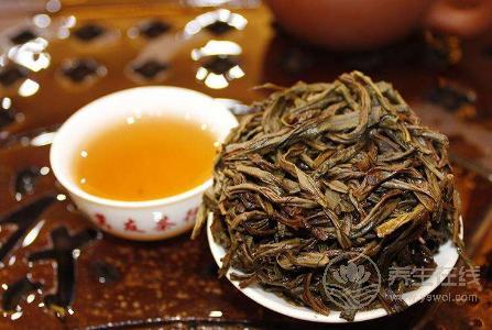 不同体质的人喝不同类型的茶，可别喝错了