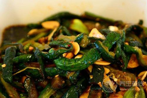 这些食物含有致癌物“亚硝酸盐”，能不吃就不吃