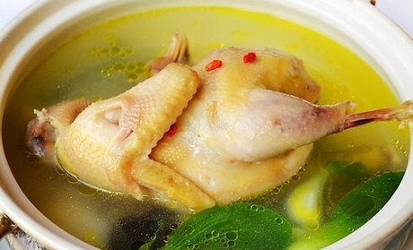 煲母鸡除了补气血之外还有哪些好处