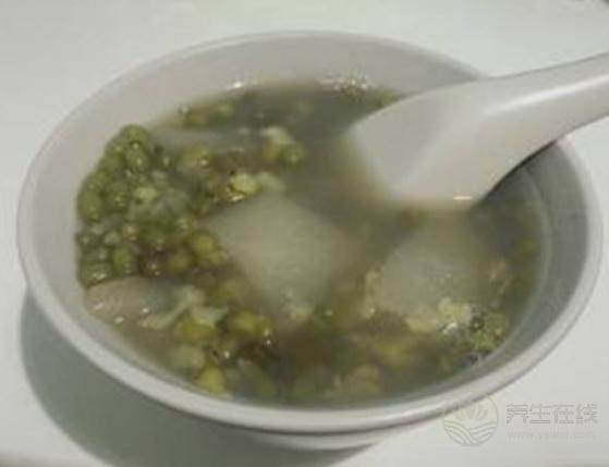 咳嗽干咳吃什么好得快，三款食疗赶紧收藏了